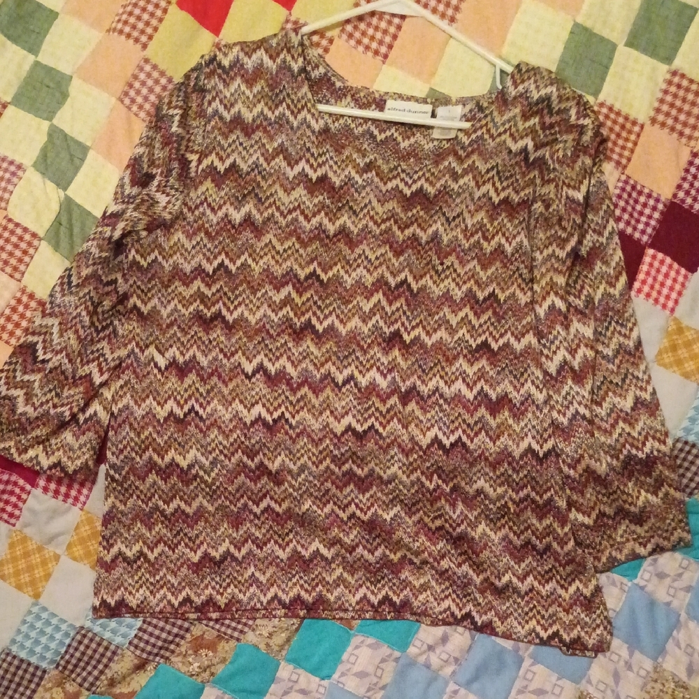 🦋Alfred Dunner Multicolor Chevron Blouse Size Large